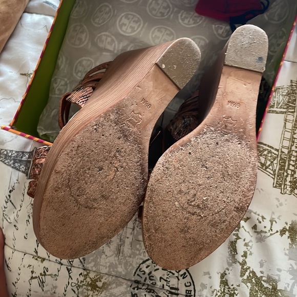 Wedges - Picture 4 of 4